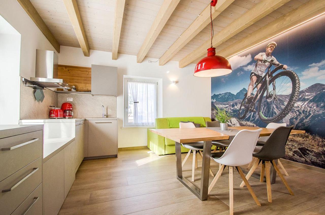 Casa Tosca - Holiday Home Torbole Sul Garda Екстериор снимка