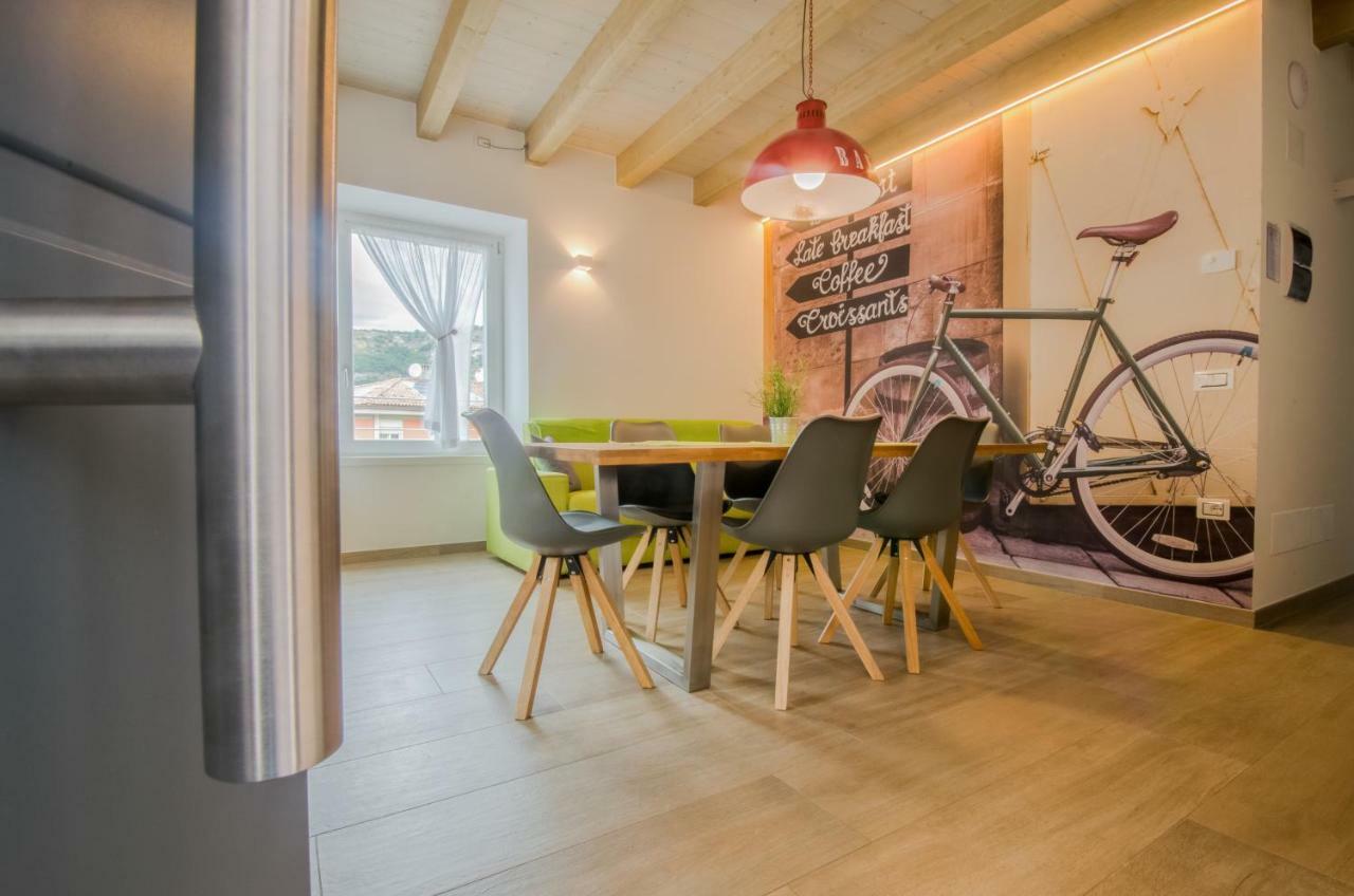 Casa Tosca - Holiday Home Torbole Sul Garda Екстериор снимка